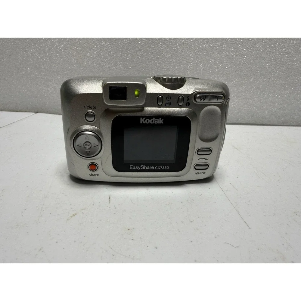 Parts Or Fix Kodak Digital Camera Easyshare CX7330 3.1MP Silver Read Description